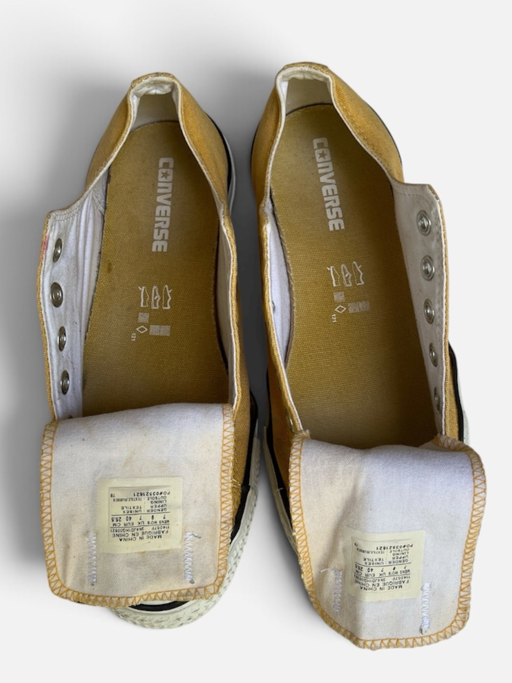 Converse Chuck Taylor All Star Low Top Sneakers in Fresh Yellow (Size W9/M7) - Picture 11 of 12